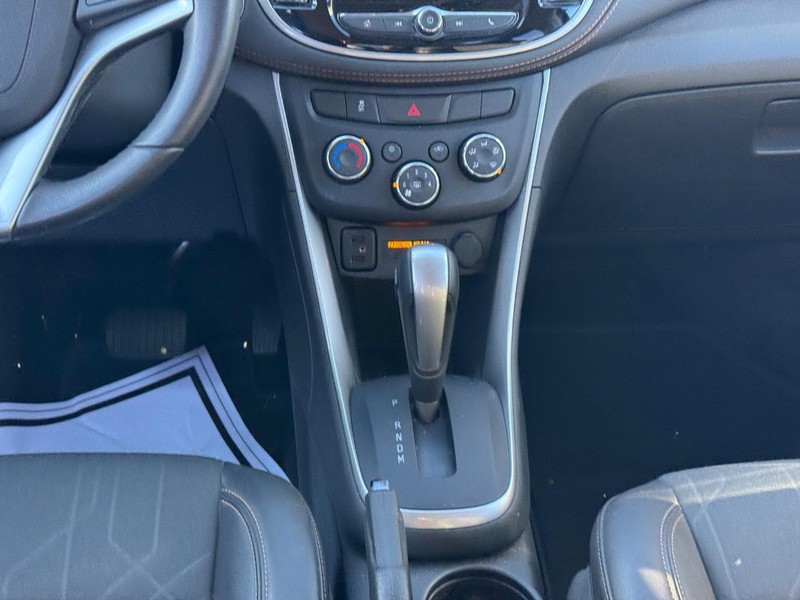 Chevrolet Trax Vehicle Full-screen Gallery Image 14