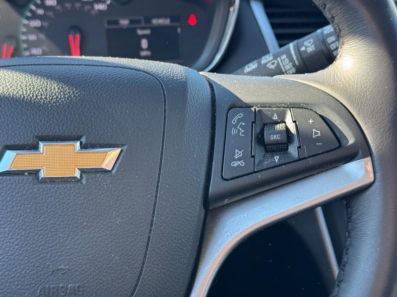 Chevrolet Trax Vehicle Full-screen Gallery Image 19