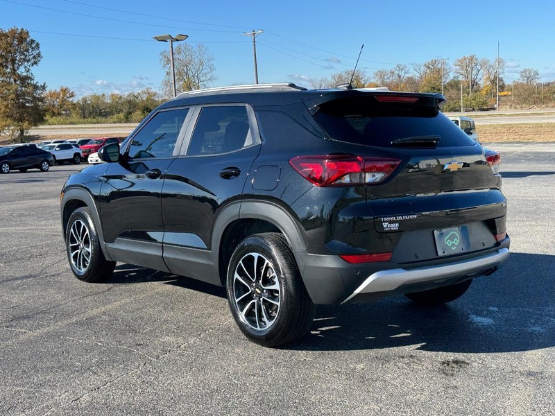 Chevrolet TrailBlazer Vehicle Full-screen Gallery Image 3
