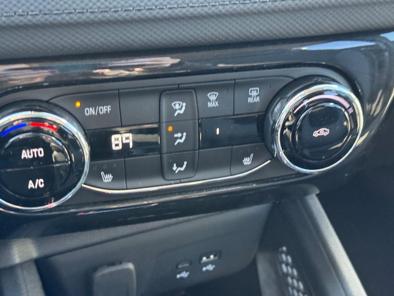 Chevrolet TrailBlazer Vehicle Full-screen Gallery Image 19