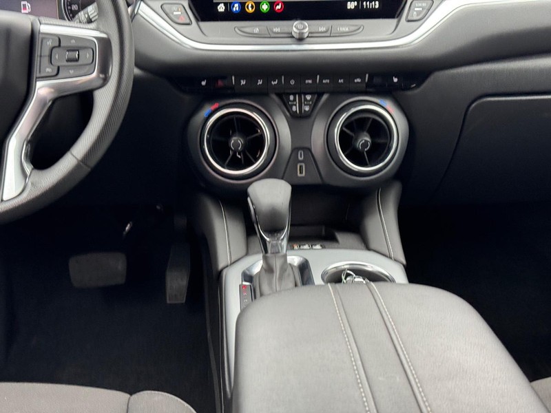 Chevrolet Blazer Vehicle Full-screen Gallery Image 14