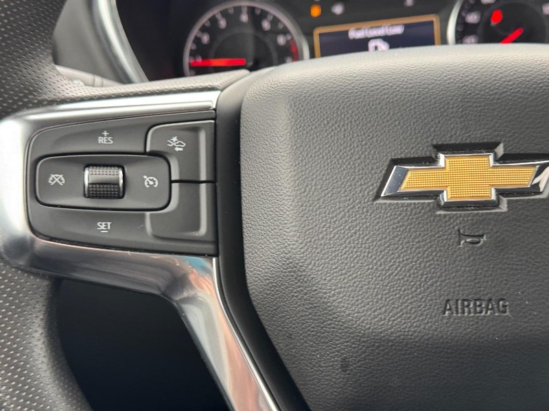 Chevrolet Blazer Vehicle Full-screen Gallery Image 18