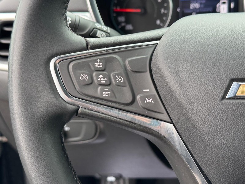 Chevrolet Equinox Vehicle Full-screen Gallery Image 18