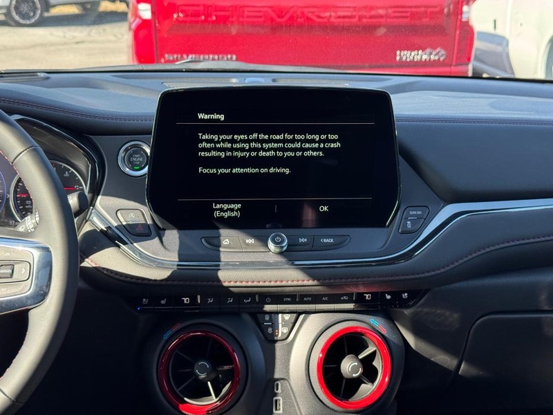 Chevrolet Blazer Vehicle Full-screen Gallery Image 9