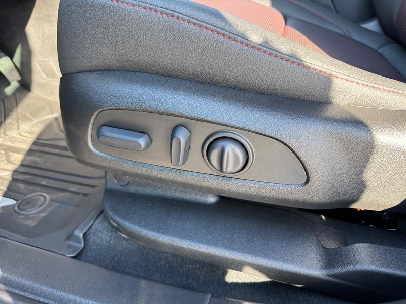 Chevrolet Blazer Vehicle Full-screen Gallery Image 11