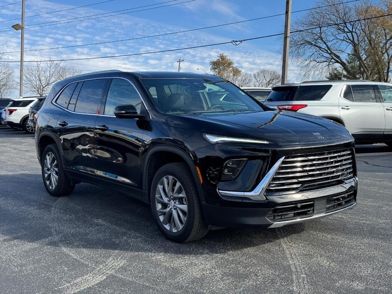 Buick Enclave Vehicle Full-screen Gallery Image 07