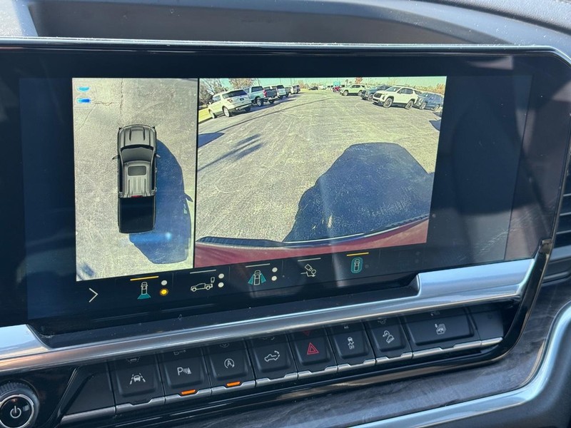 Chevrolet Silverado 1500 Vehicle Full-screen Gallery Image 23