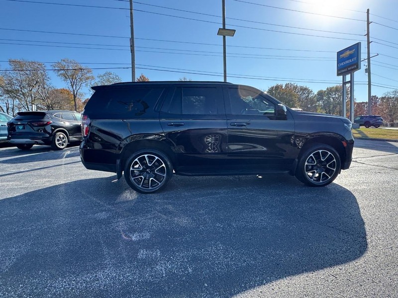 Chevrolet Tahoe Vehicle Full-screen Gallery Image 6