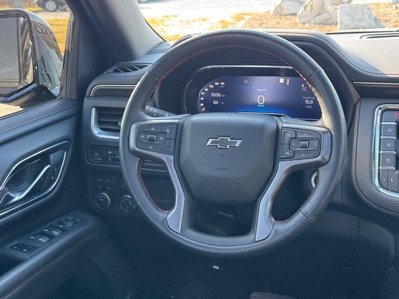 Chevrolet Tahoe Vehicle Full-screen Gallery Image 15