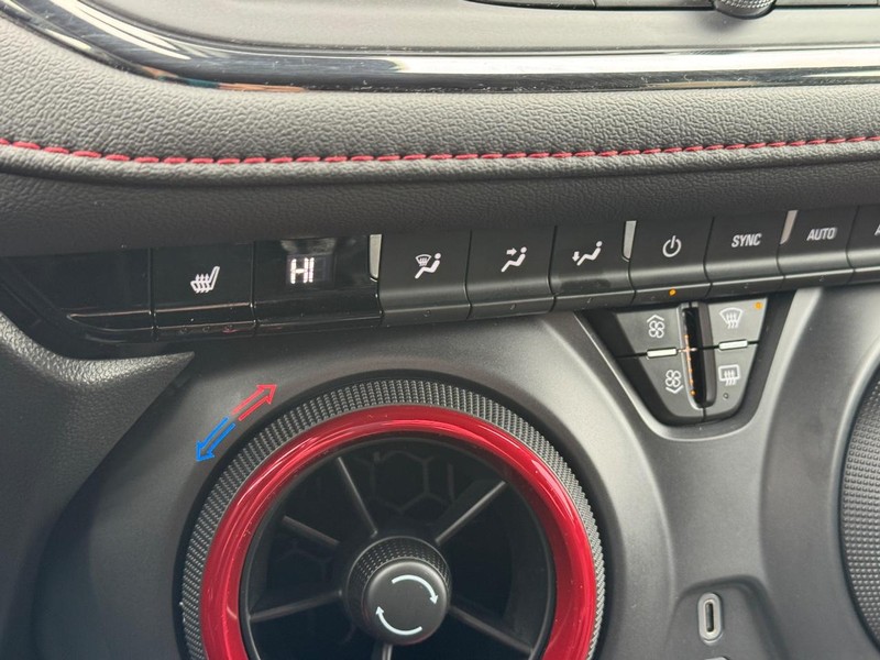 Chevrolet Blazer Vehicle Full-screen Gallery Image 20