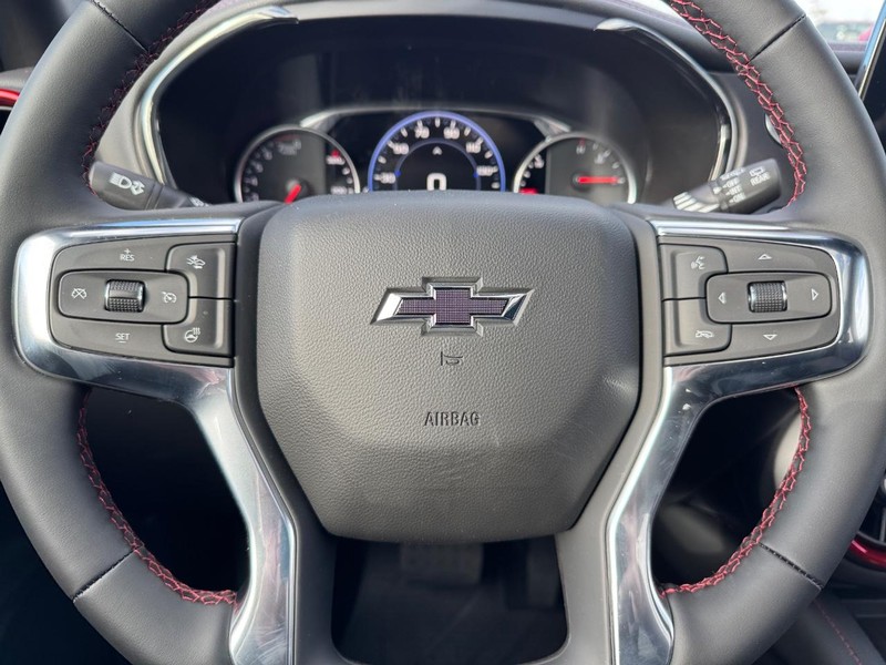 Chevrolet Blazer Vehicle Full-screen Gallery Image 13