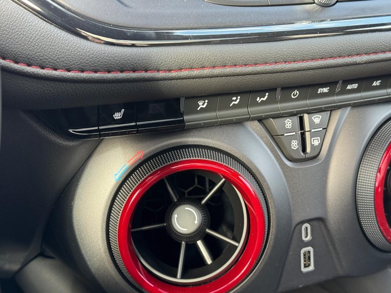 Chevrolet Blazer Vehicle Full-screen Gallery Image 16