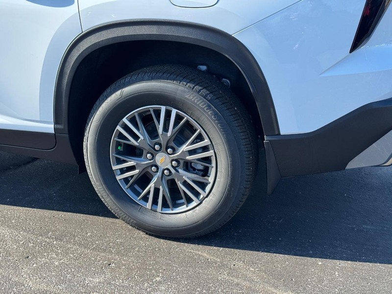 Chevrolet Traverse Vehicle Full-screen Gallery Image 4