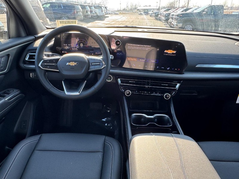 Chevrolet Traverse Vehicle Full-screen Gallery Image 8