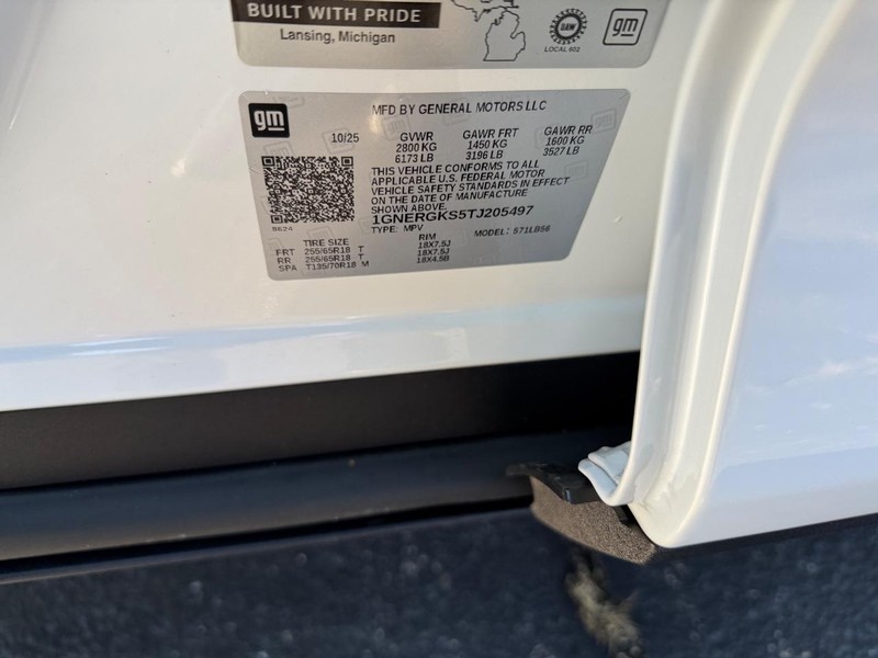 Chevrolet Traverse Vehicle Full-screen Gallery Image 17