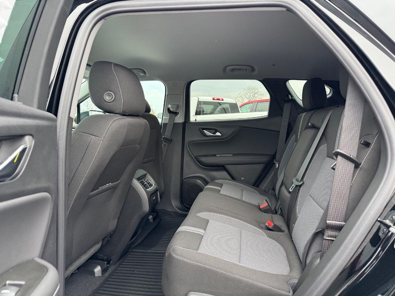 Chevrolet Blazer Vehicle Full-screen Gallery Image 5