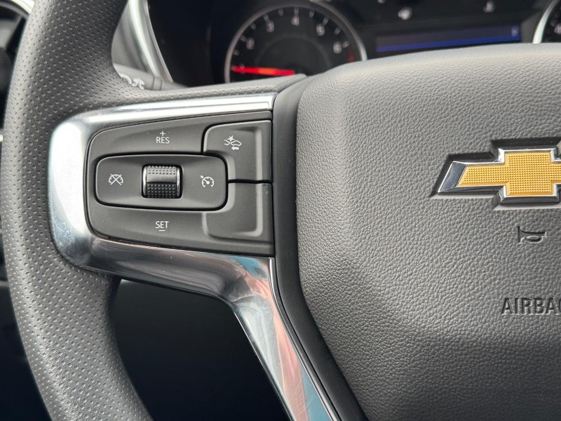 Chevrolet Blazer Vehicle Full-screen Gallery Image 13