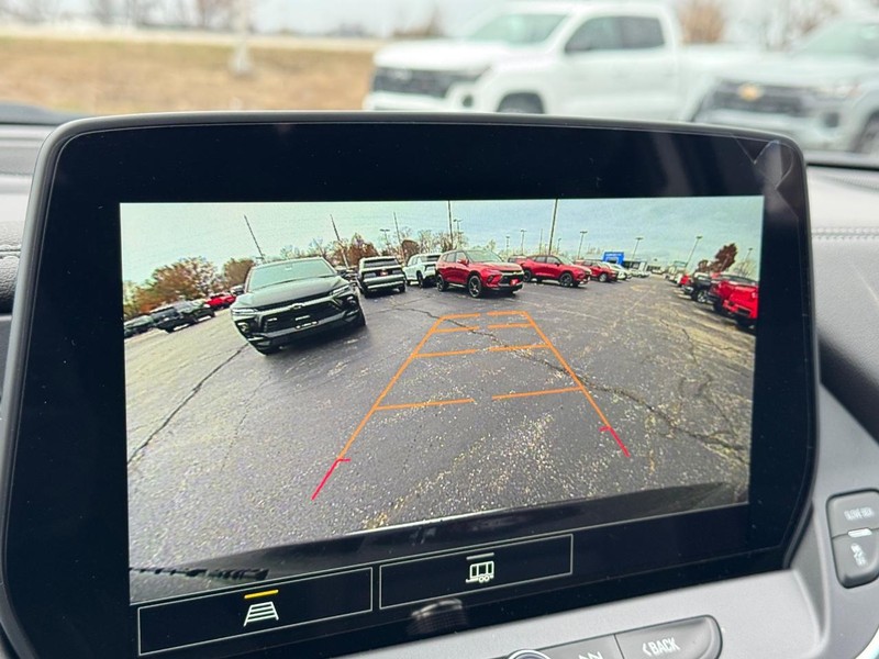 Chevrolet Blazer Vehicle Full-screen Gallery Image 16