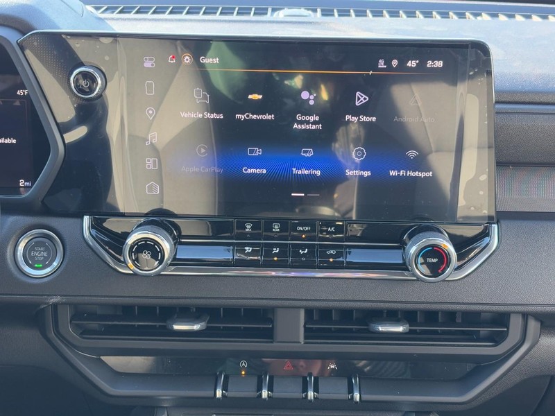 Chevrolet Colorado Vehicle Full-screen Gallery Image 9