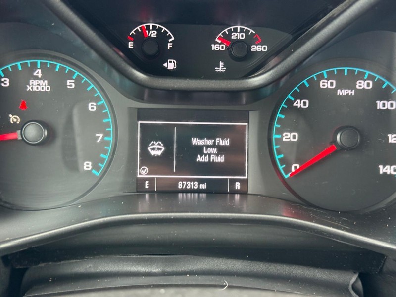 Chevrolet Colorado Vehicle Full-screen Gallery Image 21