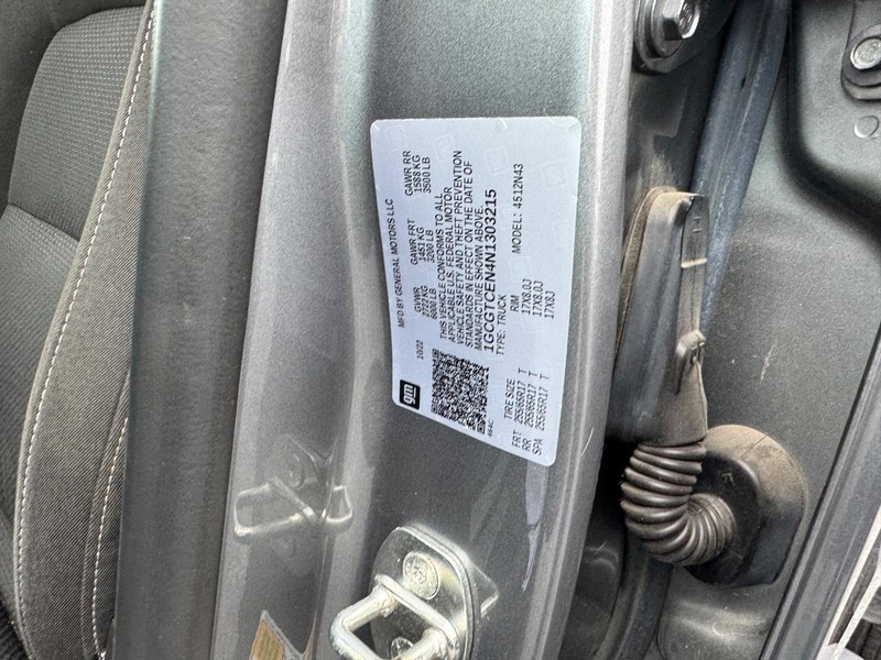 Chevrolet Colorado Vehicle Full-screen Gallery Image 22