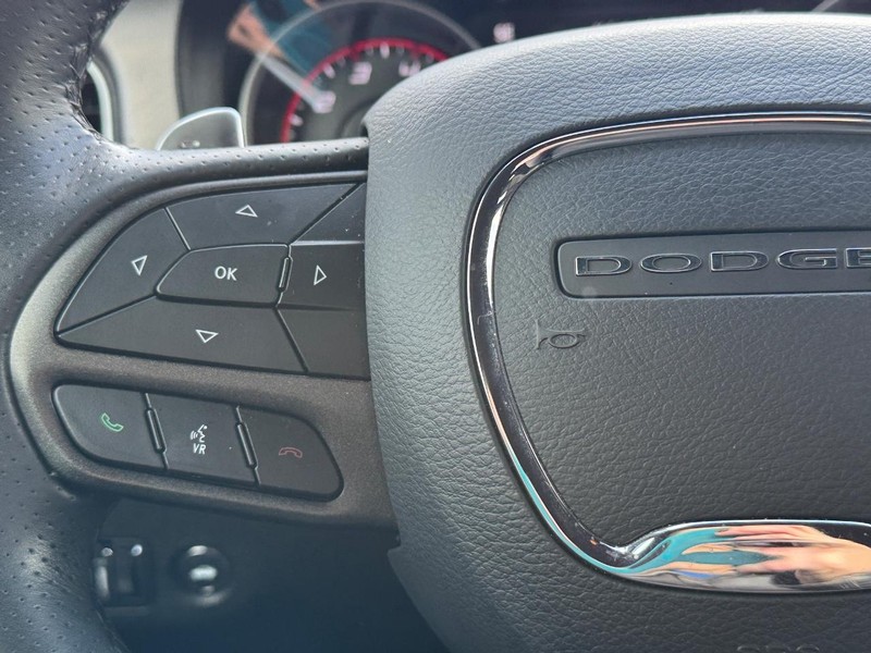 Dodge Charger Vehicle Full-screen Gallery Image 18