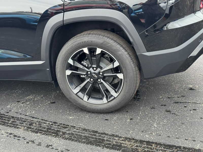 Chevrolet Equinox Vehicle Full-screen Gallery Image 4