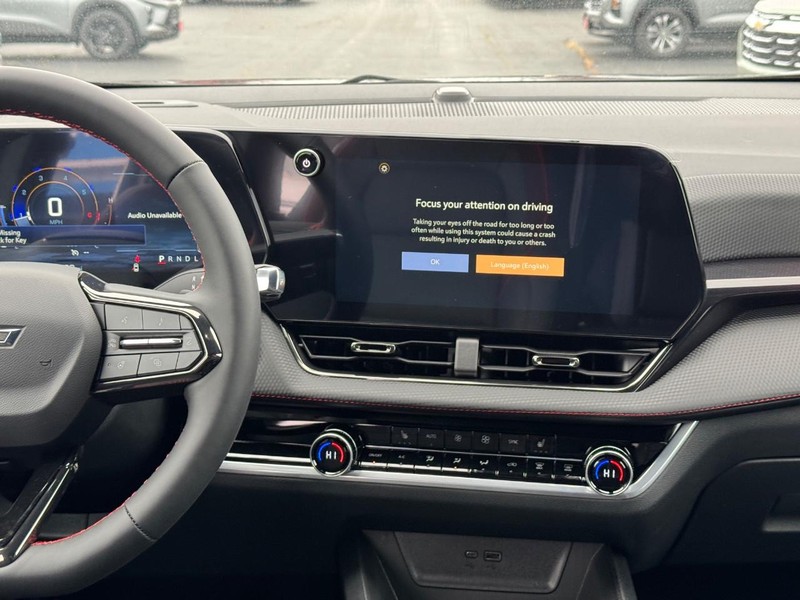 Chevrolet Equinox Vehicle Full-screen Gallery Image 8