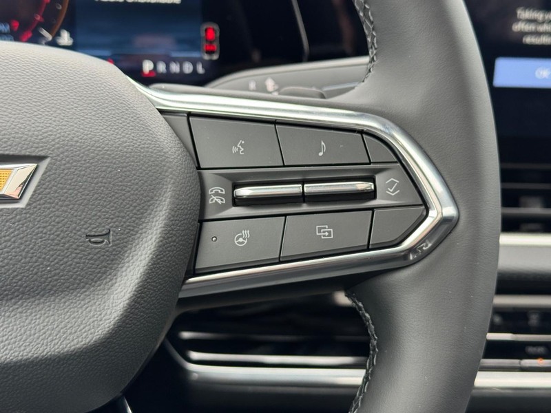 Chevrolet Equinox Vehicle Full-screen Gallery Image 15