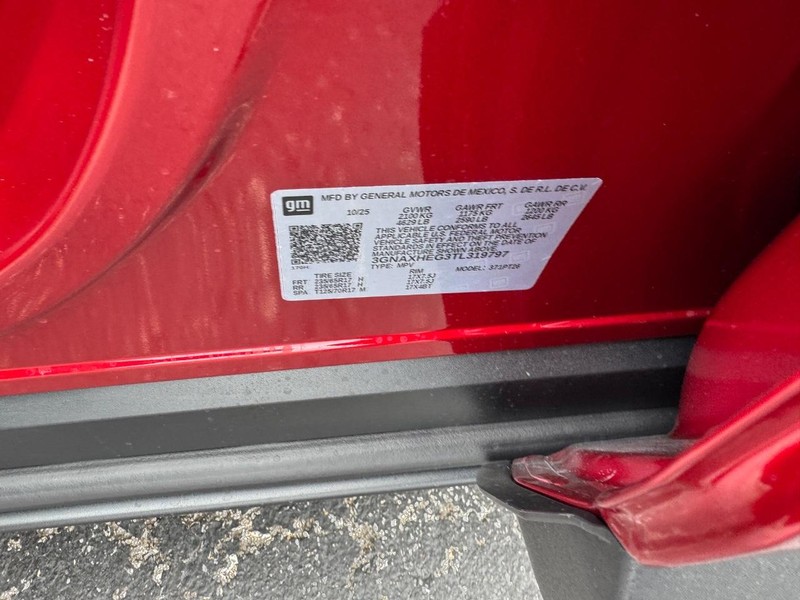 Chevrolet Equinox Vehicle Full-screen Gallery Image 18