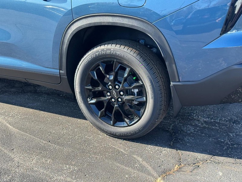 Chevrolet Traverse Vehicle Full-screen Gallery Image 4