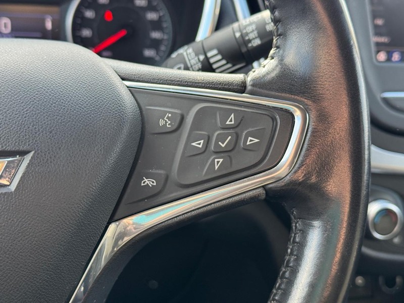 Chevrolet Equinox Vehicle Full-screen Gallery Image 19