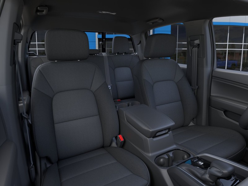 Chevrolet Colorado Vehicle Full-screen Gallery Image 16