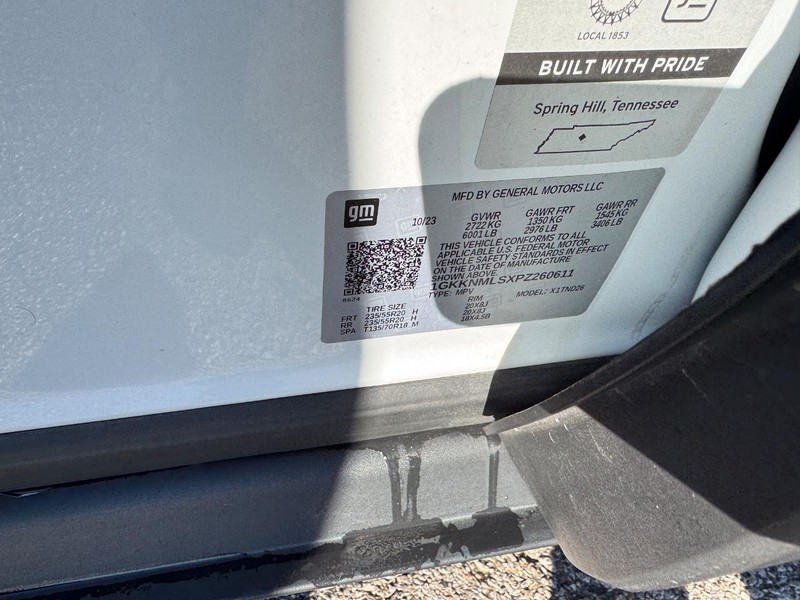 GMC Acadia Vehicle Full-screen Gallery Image 26