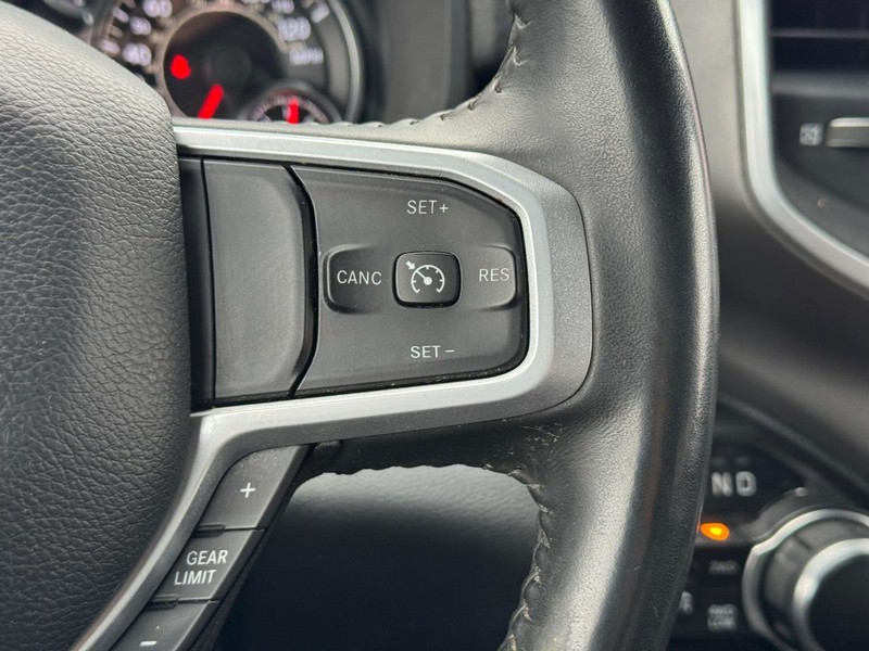 Ram 1500 Vehicle Full-screen Gallery Image 19