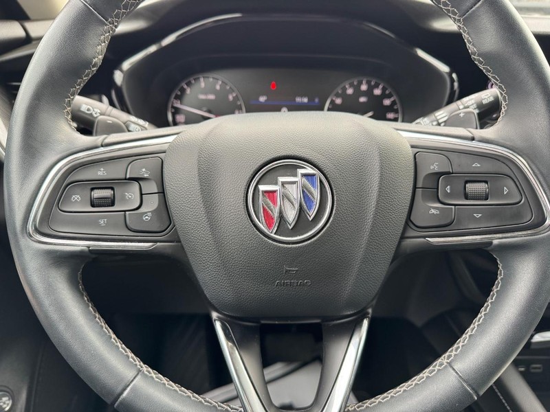 Buick Envision Vehicle Full-screen Gallery Image 17