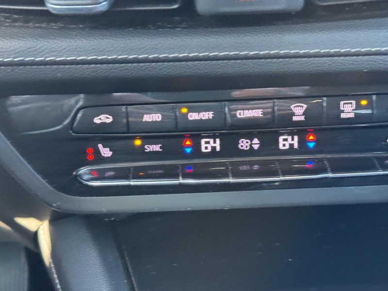 Buick Envision Vehicle Full-screen Gallery Image 20