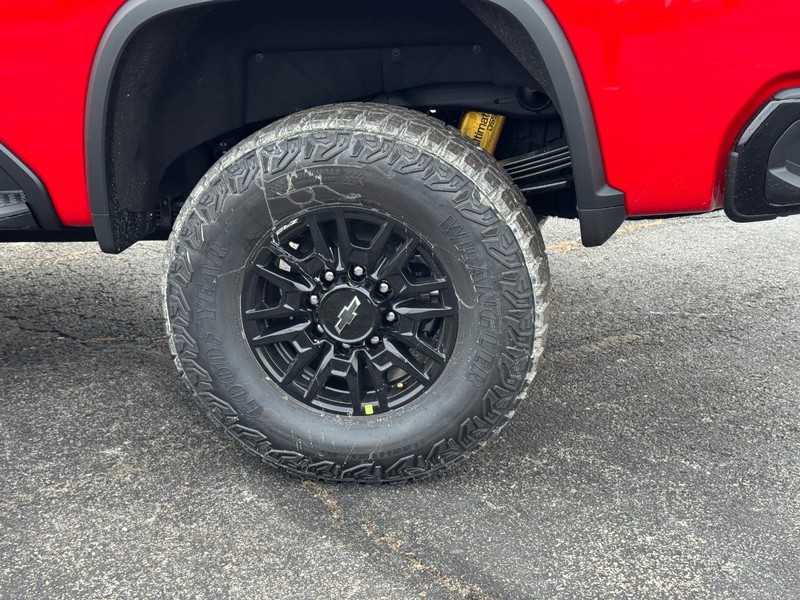 Chevrolet Silverado 2500HD Vehicle Full-screen Gallery Image 4