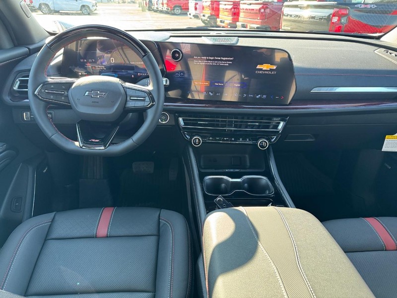 Chevrolet Traverse Vehicle Full-screen Gallery Image 9