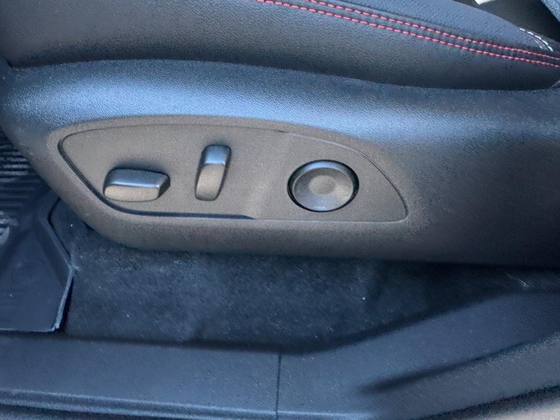 Chevrolet Traverse Vehicle Full-screen Gallery Image 13