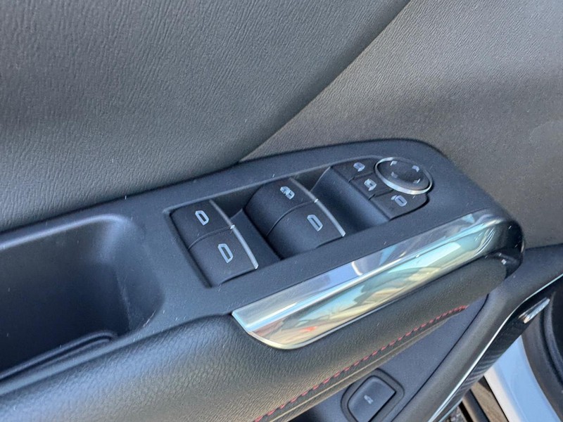 Chevrolet Traverse Vehicle Full-screen Gallery Image 14