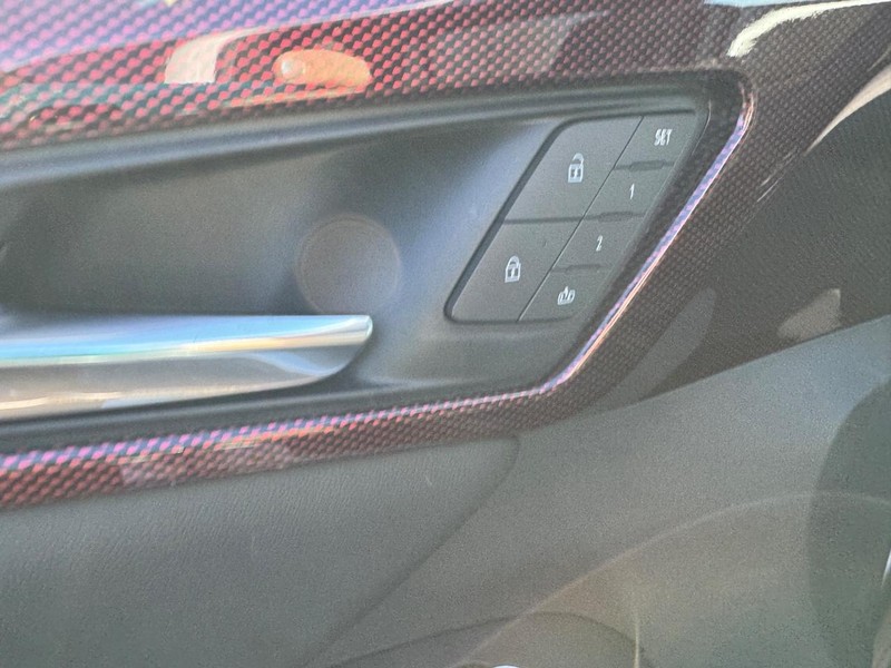 Chevrolet Traverse Vehicle Full-screen Gallery Image 15