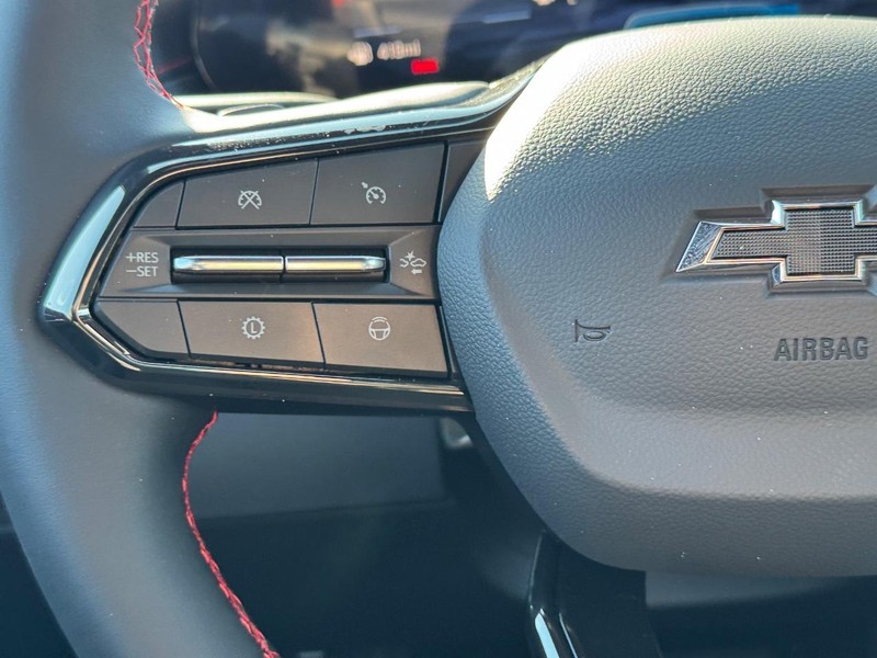 Chevrolet Traverse Vehicle Full-screen Gallery Image 17