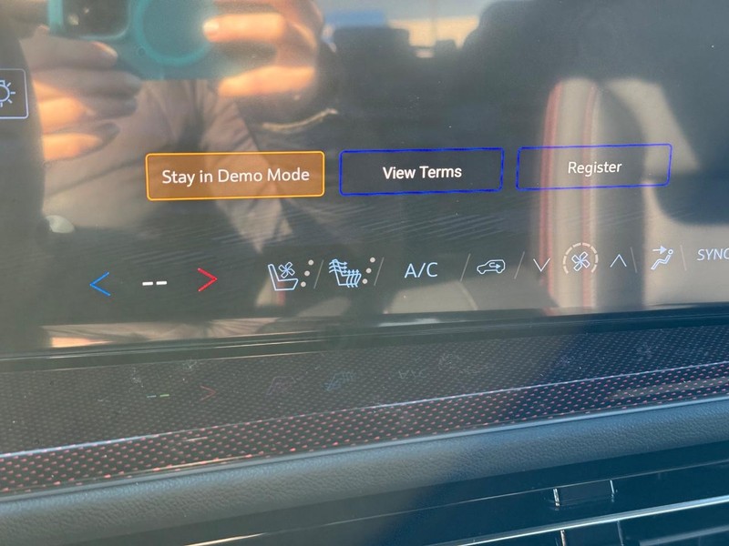 Chevrolet Traverse Vehicle Full-screen Gallery Image 19