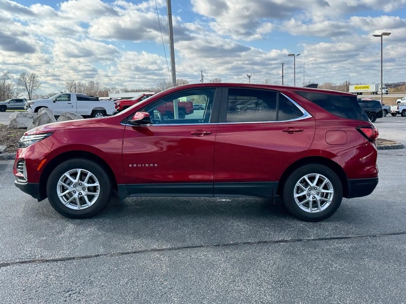 Chevrolet Equinox Vehicle Full-screen Gallery Image 2