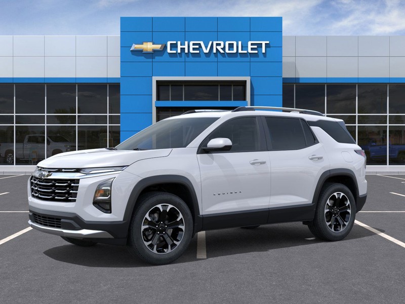 Chevrolet Equinox Vehicle Full-screen Gallery Image 2