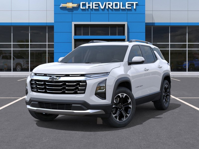 Chevrolet Equinox Vehicle Full-screen Gallery Image 6