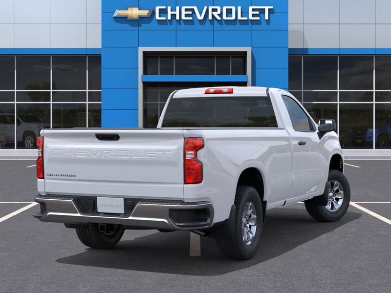 Chevrolet Silverado 1500 Vehicle Full-screen Gallery Image 4