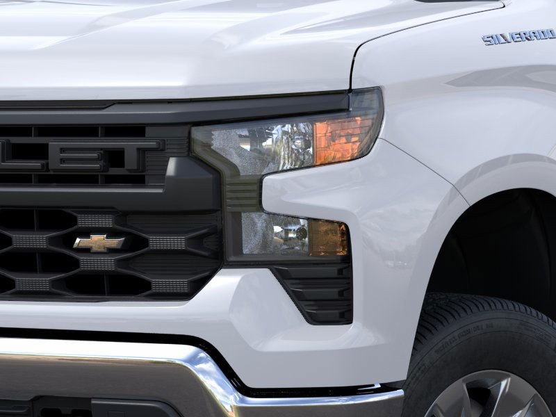 Chevrolet Silverado 1500 Vehicle Full-screen Gallery Image 10