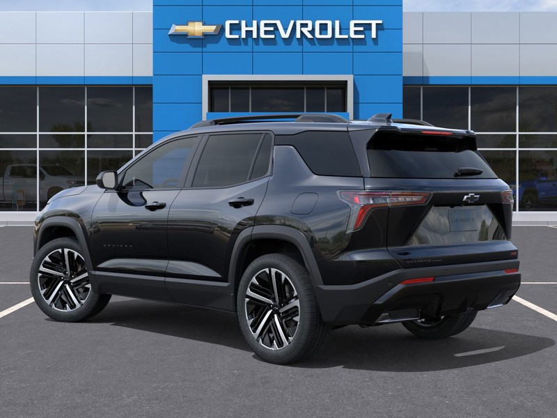 Chevrolet Equinox Vehicle Full-screen Gallery Image 3